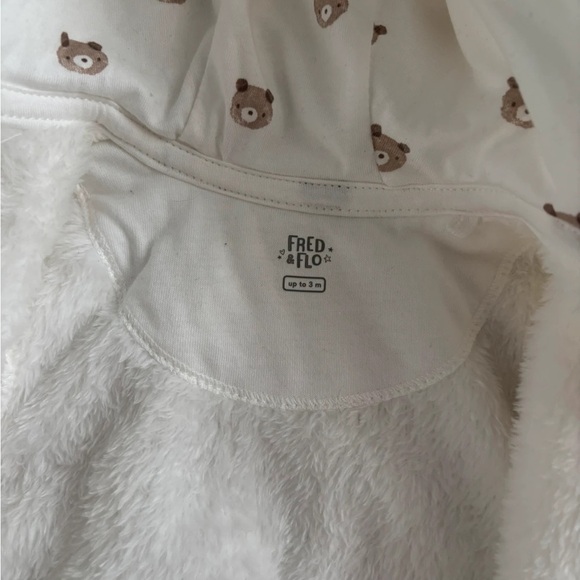Tops - Fred & Flo Baby Bear Print Hoodie